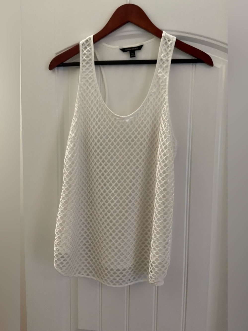Banana Republic White Lattice Scoop Neck Tank, Size XS